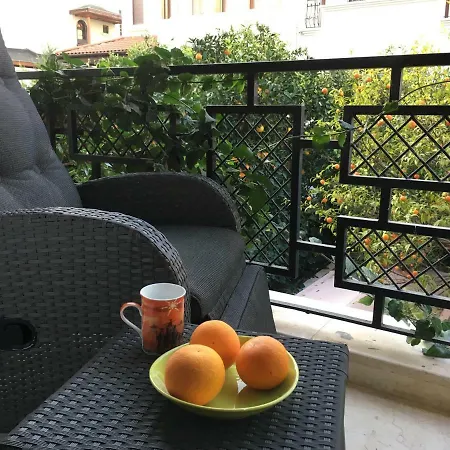 Δωμάτια σε οικογενειακή κατοικία Orange Garden Αττάλεια