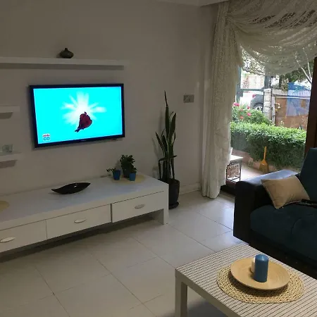 בית אירוח Orange Garden